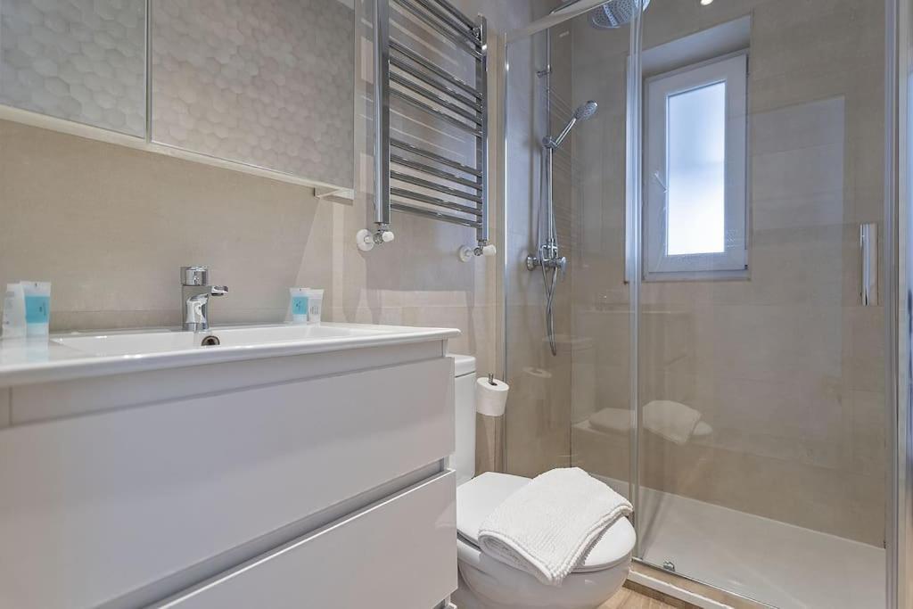 Alcam Castellana La Paz Madrid Apartment Exterior photo