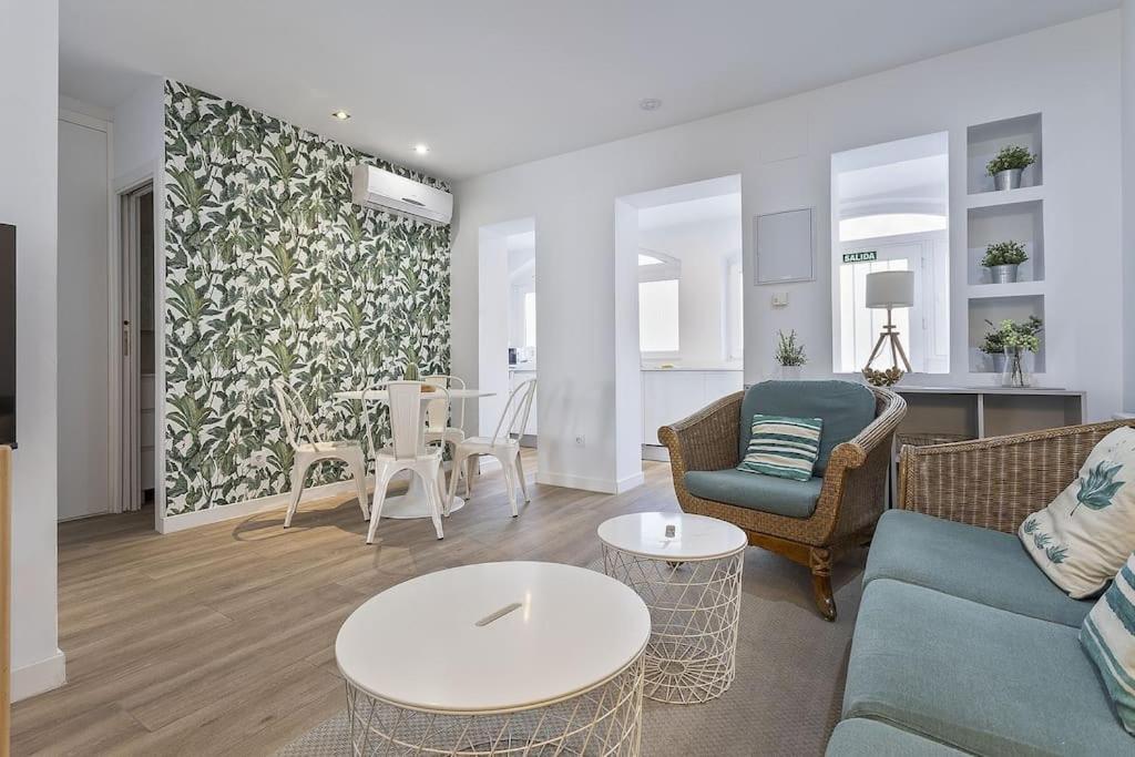 Alcam Castellana La Paz Madrid Apartment Exterior photo